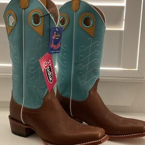 Women’s Cowgirl Boots